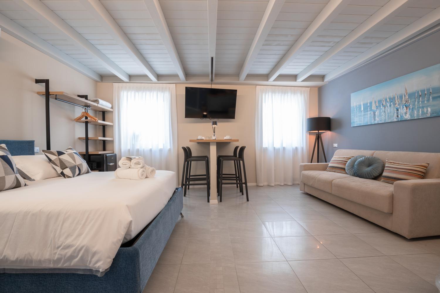 Es Rooms And Apartments Torbole Sul Garda Zewnętrze zdjęcie